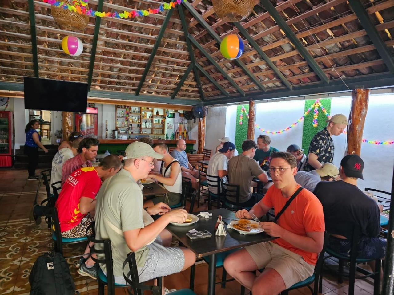The Landing Hotel And Restaurant Moyogalpa Exterior photo